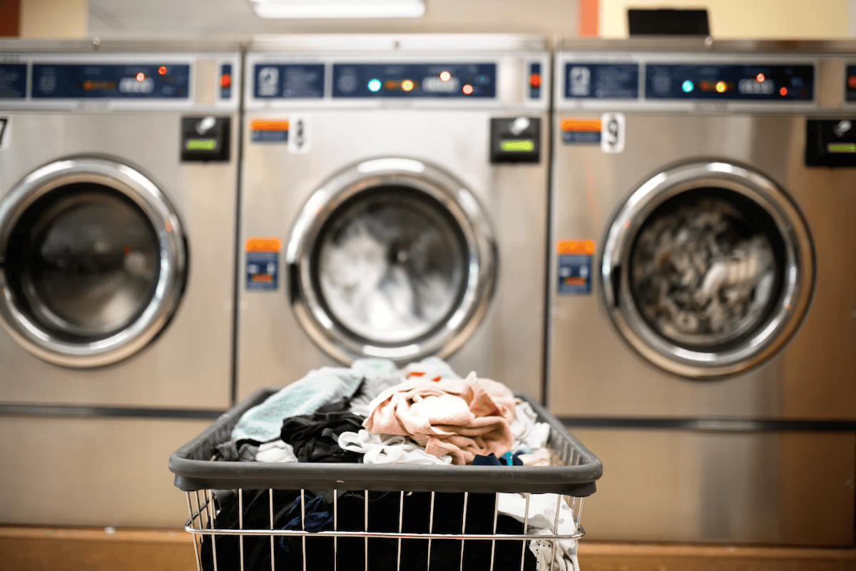 how to start a laundromat with no money
